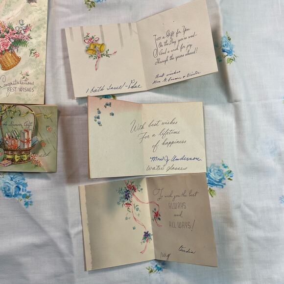 Lot of Kitsch Shower Cards and Wedding Cards - Picture 10 of 12